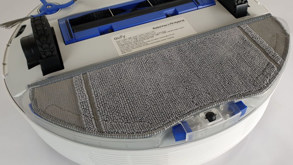 Recensione Eufy RoboVac L70 Hybrid - dettaglio del mocio per lavare
