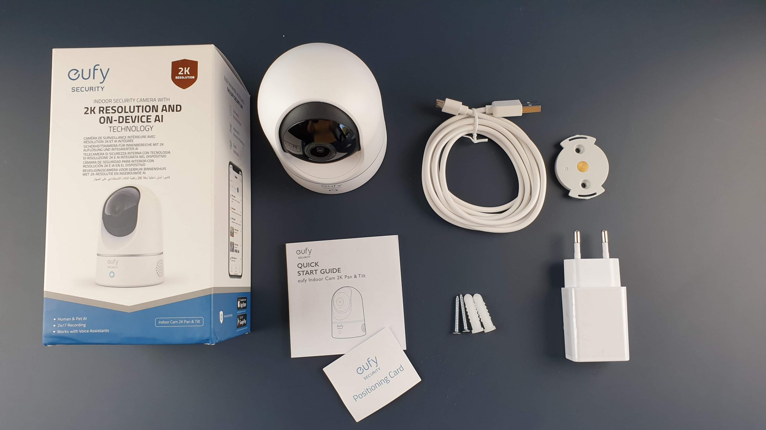 eufy Security 2K telecamera WiFi - contenuto confezione