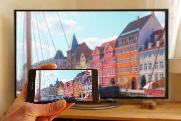 dlna per trasmettere schermo smartphone a tv