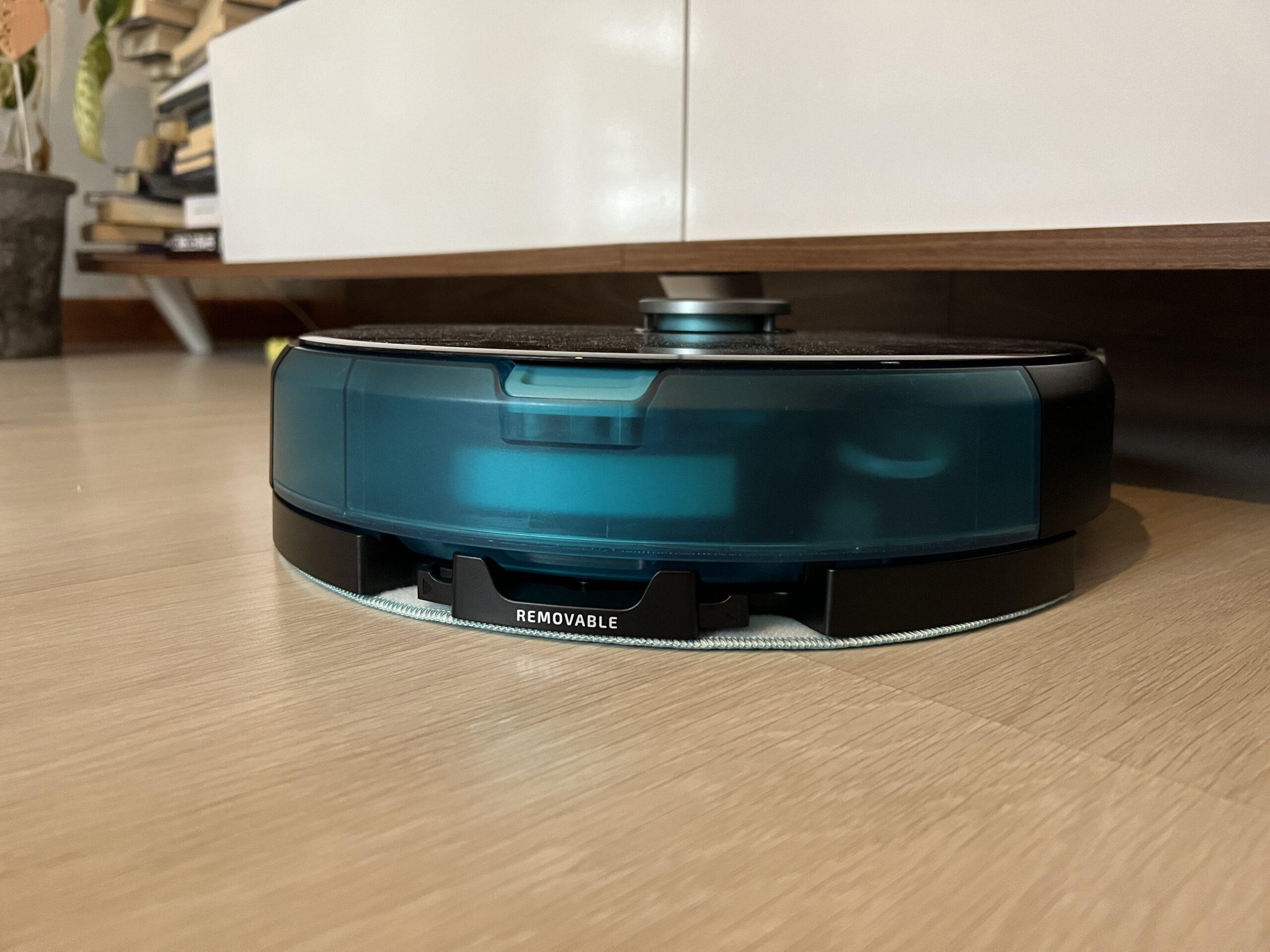 Cecotec Conga 12090, la recensione: il robot aspirapolvere con base  autosvuotante che pulisce la casa