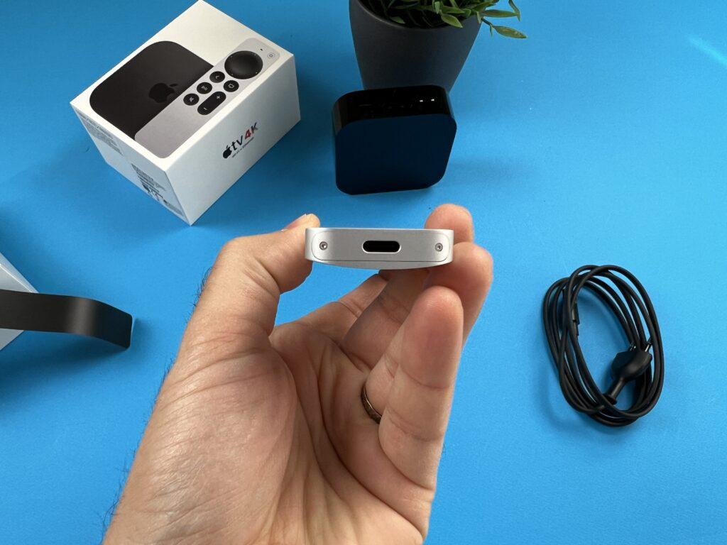 Recensione Apple TV 4K 2022 porta usb-c del telecomando