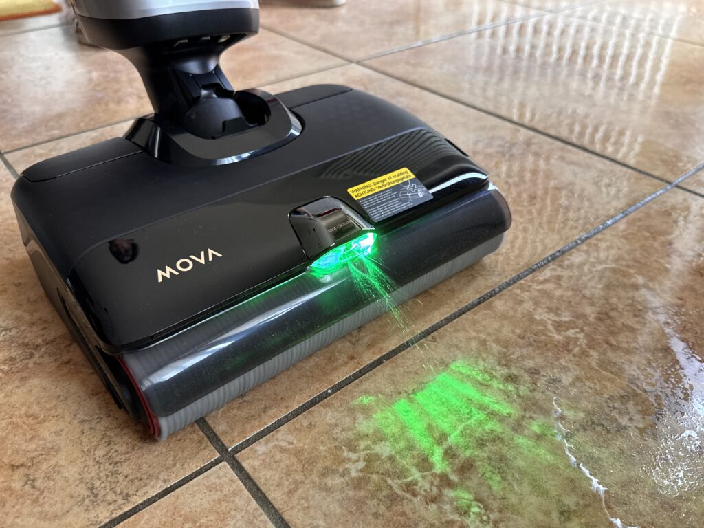 LAVAPAVIMENTI MOVA X4 Pro - spruzzo acqua calda 80°