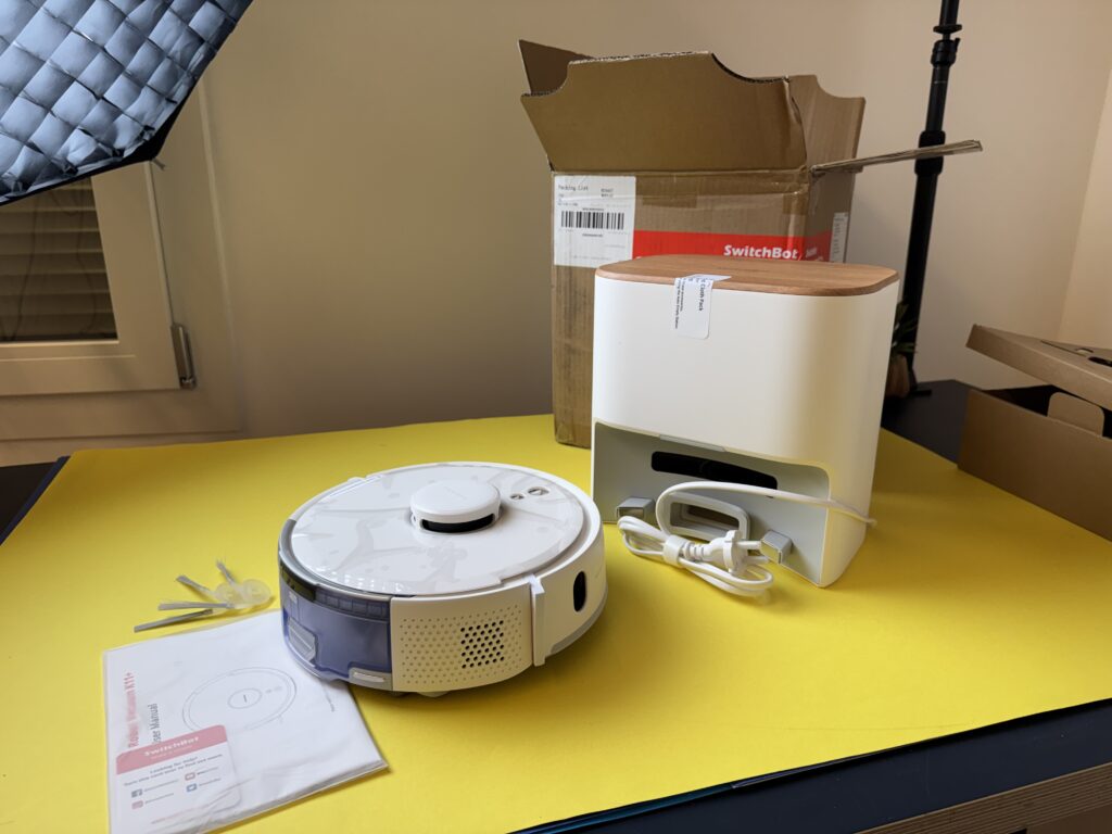 SwitchBot K11+ contenuto della confezione